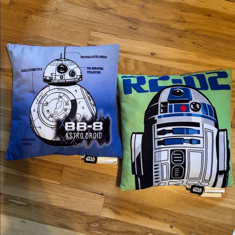 EUC set of 2 Disney Star Wars BB-8 & R2-D2 Pillows 🌟